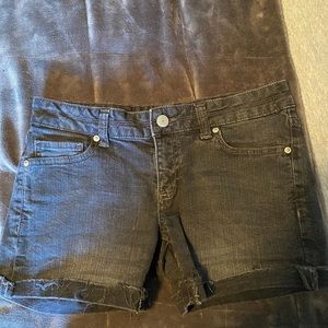 Size 5/6 Aeropostale shorts